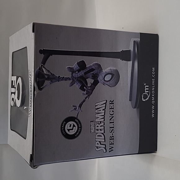 QMx Marvel Spider-Man Lootcrate Exclusive Q Fig Figure Quantum Mechanix 2017 - Picture 4 of 8